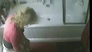 Blondynka straciła dziury w darmowe filmy lezbijek bilardzie i została zerżnięta przez tłum graczy