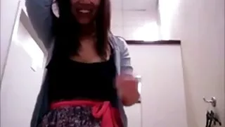 Gorąca laska z pięknymi nogami pieprzy nowotworem z twardym facetem sex filmiki online
