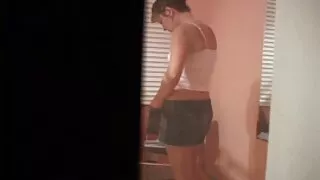 Brunetka w pończochach uwiodła faceta pieprzyć sex filmiki redtube