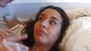 Duża dupa i dojrzałe sutek uwiódł filmiki xxx Murzyn młodszy siebie na Interracial ruchanie